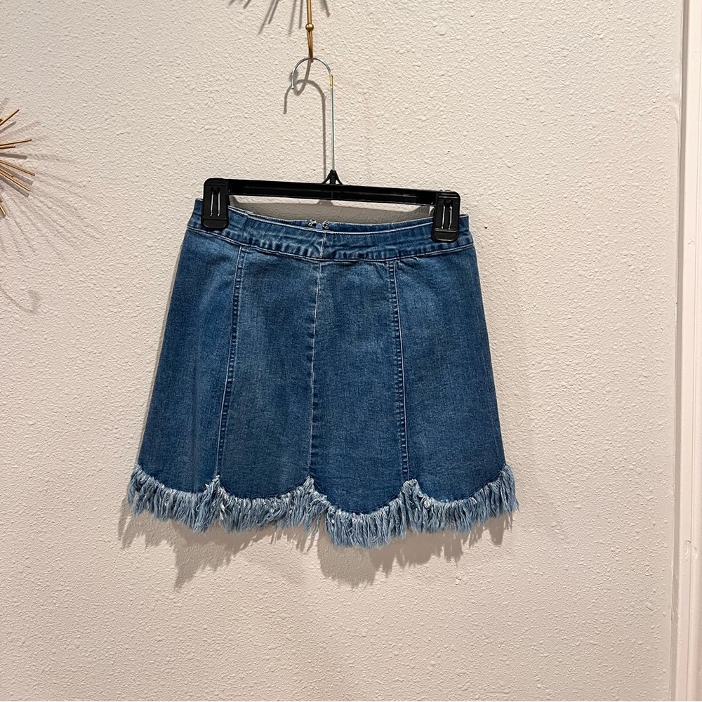 Denim skirt with fringe bottom, stretchy, zipper in the back